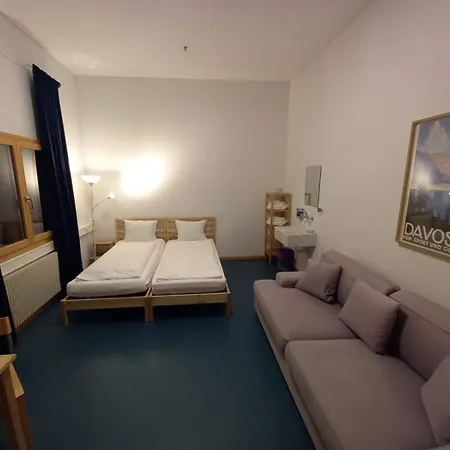 Bed & Breakfast Shima-davos 3*