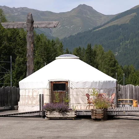 ベッド・アンド・ブレックファスト Shima-davos ダヴォス・プラッツ