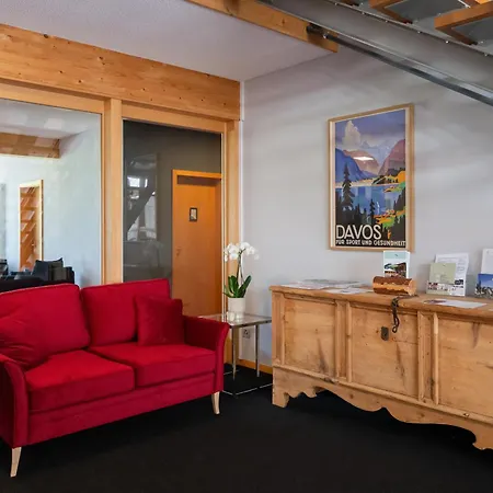 Shima-davos ベッド・アンド・ブレックファスト 3*