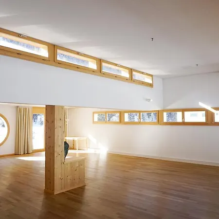 Bed & Breakfast Shima-davos 3*