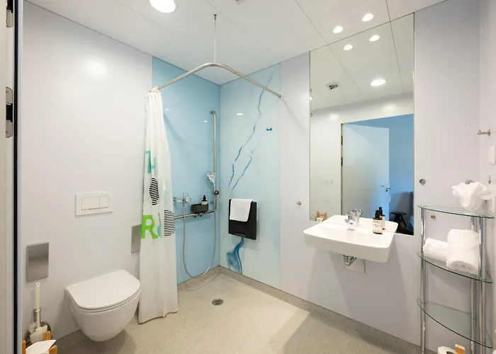 Shima-davos Bed & Breakfast 3*