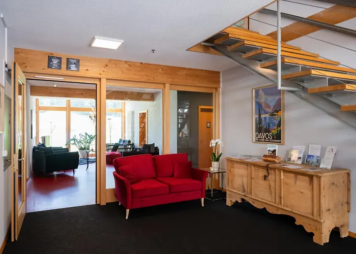 Shima-davos Bed & Breakfast 3*