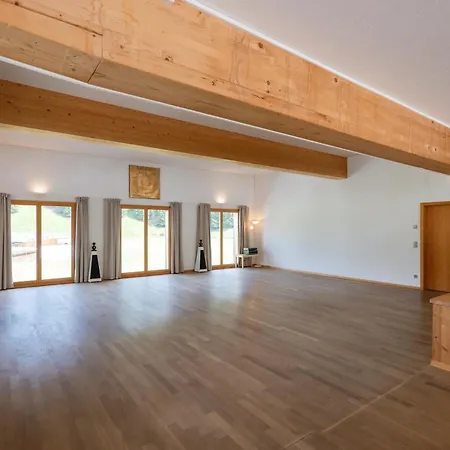 Shima-davos Nocleg ze śniadaniem 3*