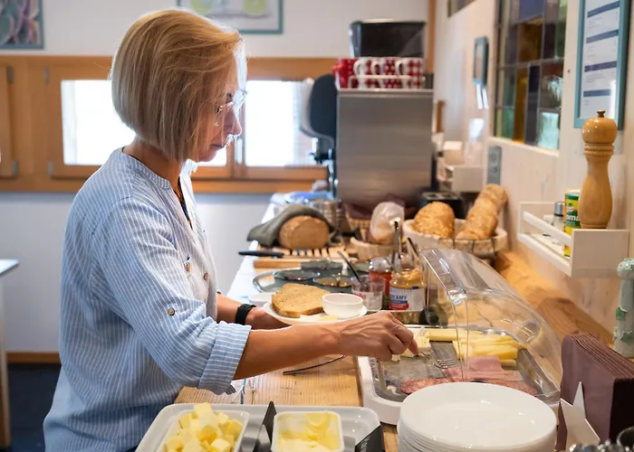 Shima-davos Nocleg ze śniadaniem